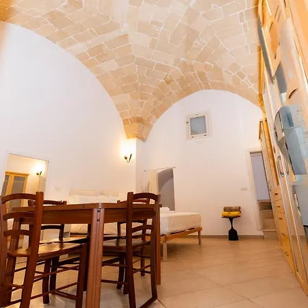 Domus